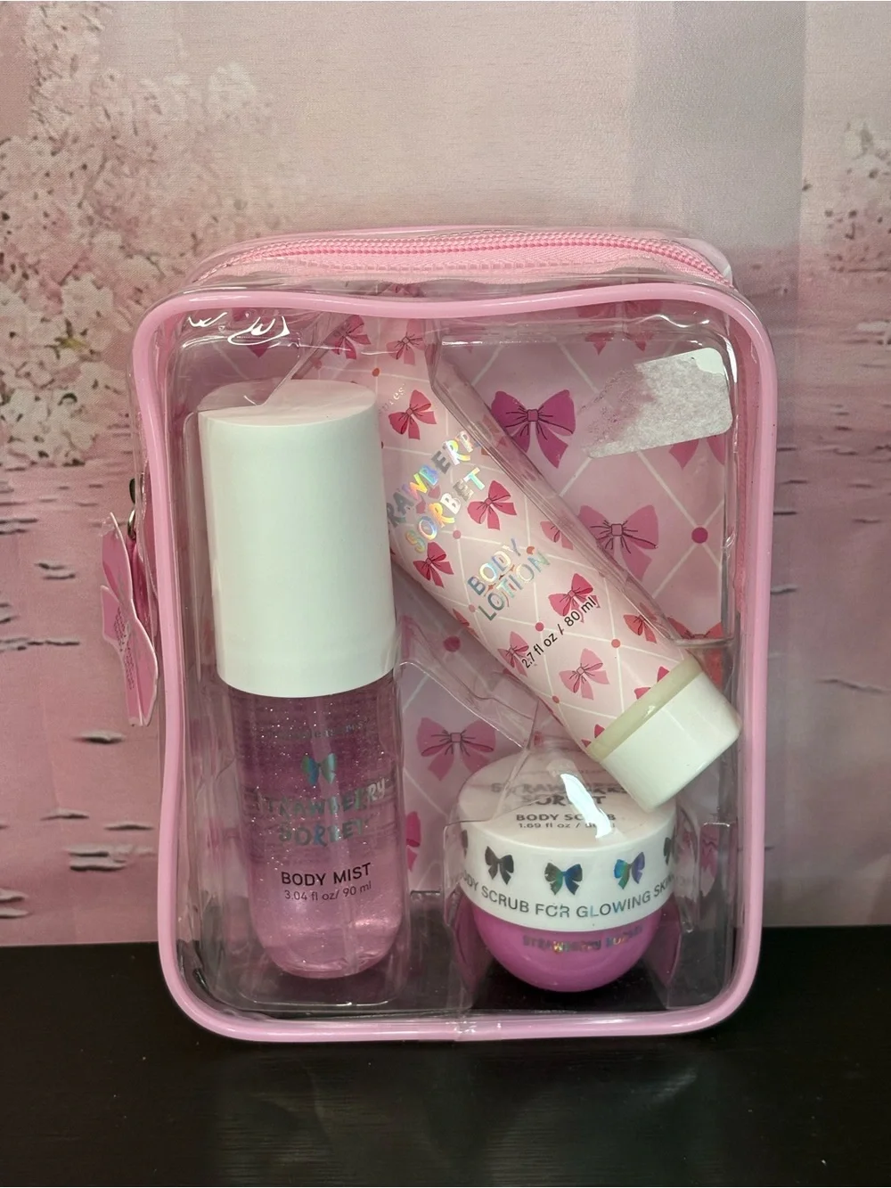 Simple Pleasures Strawberry Sorbet 3 piece travel gift set kit. New.